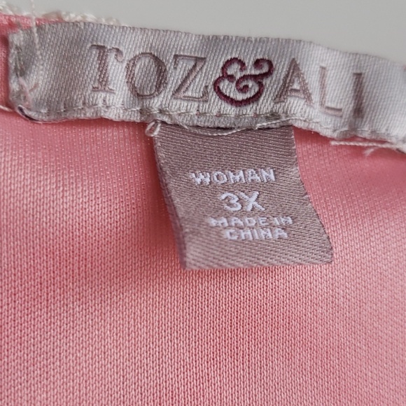 Roz & Ali | Chevron lace top - Picture 3 of 4